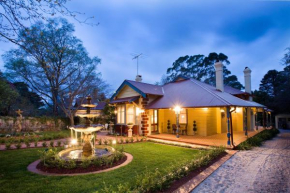 Mountain Whispers Varenna Luxury, Leura